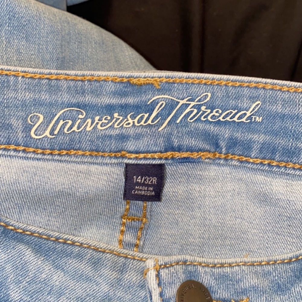 Universal Thread High Rise Skinny Crop - Picture 7 of 7